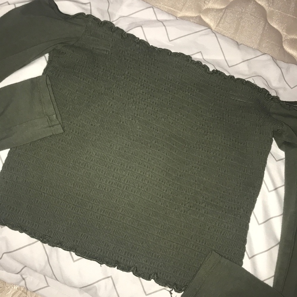GREEN CROP TOP